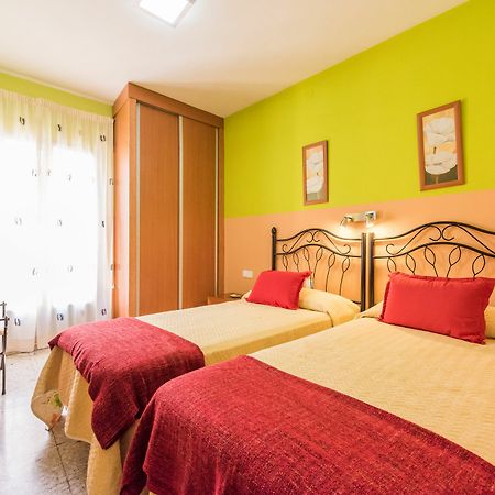 Hostal Arkanta Arganda Del Rey Bagian luar foto