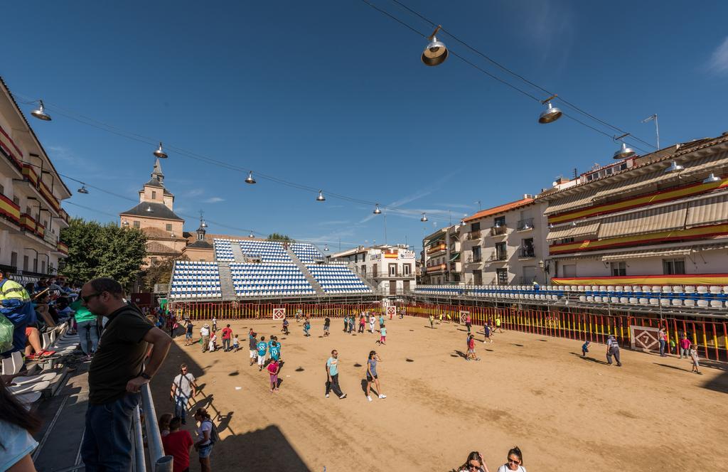Hostal Arkanta Arganda Del Rey Bagian luar foto